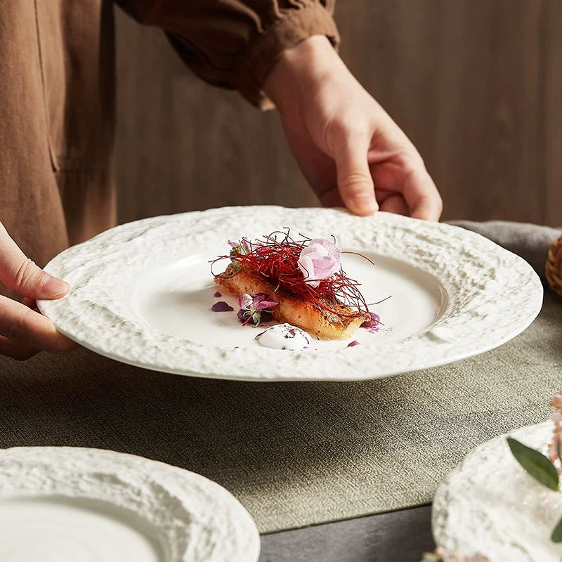 Creative Textured Ceramic Plate with Stone-Edge Design – Available in 3 Sizes
