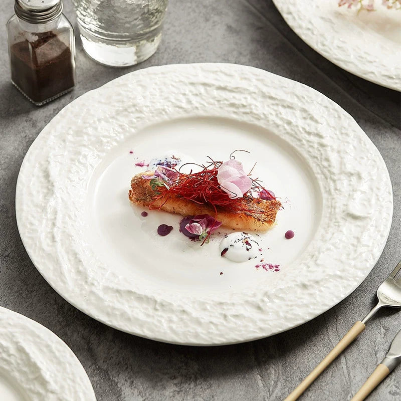 Creative Textured Ceramic Plate with Stone-Edge Design – Available in 3 Sizes